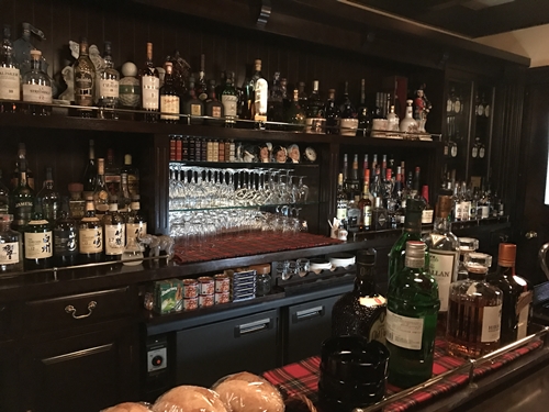 50年の歴史のあるバーが広島にあります！　　　BAR　KAWASAKI