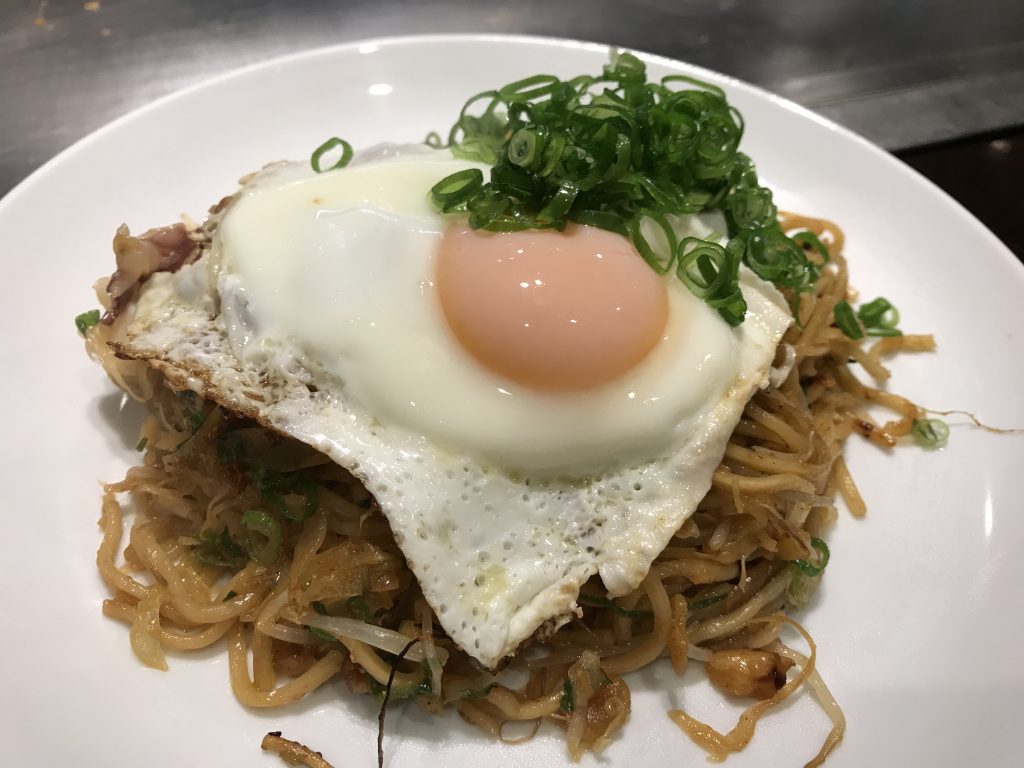 やきそばもこの方が作るとさらにおいしく！　　　鉄板焼きしんご