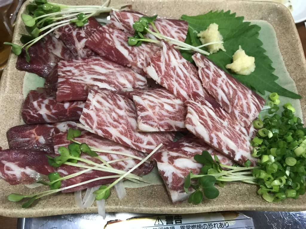 馬刺しってこんなにおいしいのか～～～！　　　とりきん佐藤