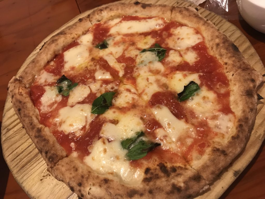 夜遅くいくと下ごしらえをしっかりされています！　　パルコデッラパーチェ