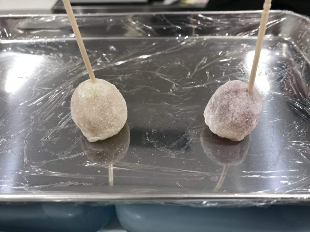 一粒のマスカット食べた～い！からのひとつぶの紫苑！　　　　共楽堂