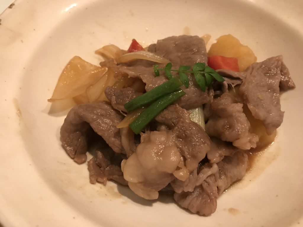 群を抜いておいしい肉じゃが！　　　　　　　魚菜黒田