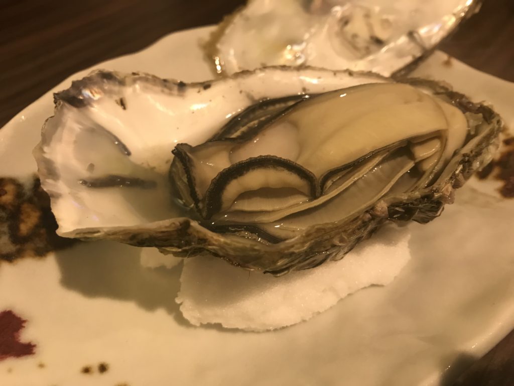 うどん屋さんでうどんにたどり着けない、、、　　　　　　うどん　一本