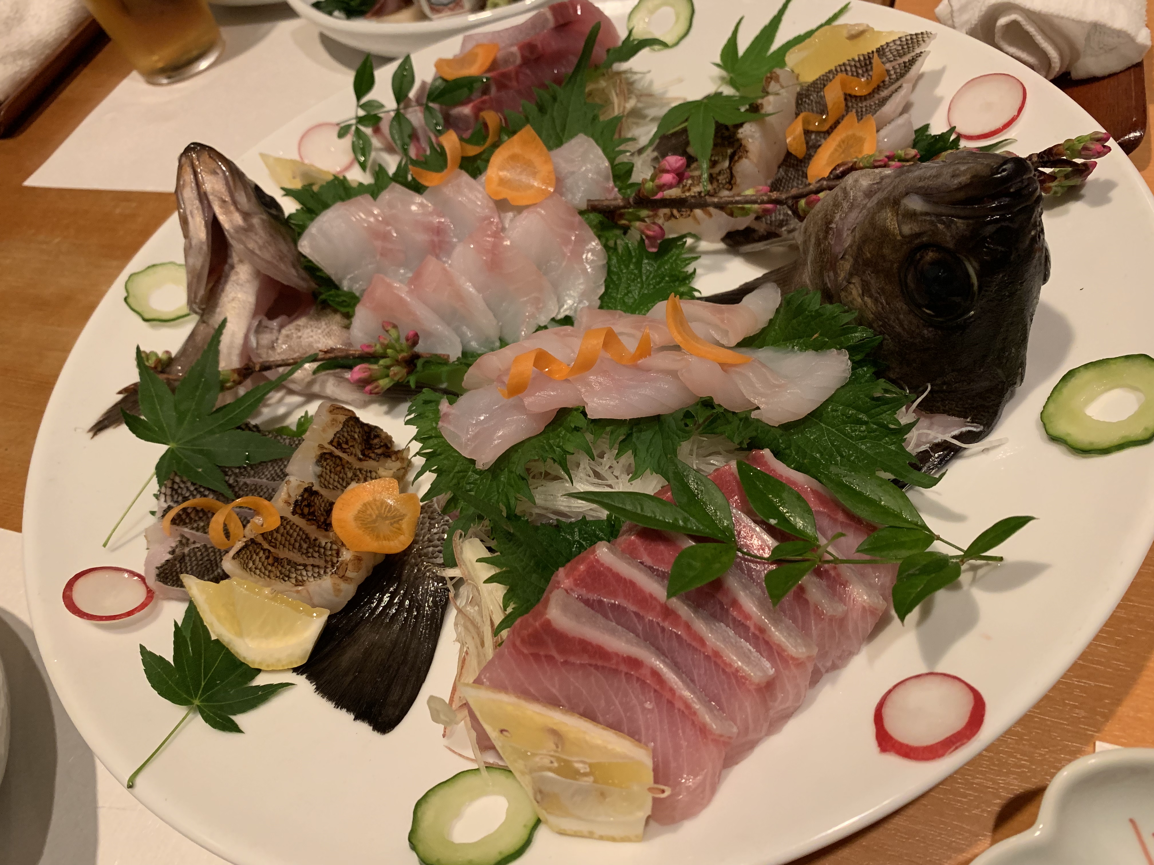 今度は尺メバルをいただきました 黒田さん有難う 魚菜黒田 広島のビジネスホテルならパークサイドホテル広島平和公園前