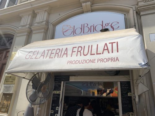 イタリアで初めて食べたジェラートに感動！　　　　　　Old Bridge Gelateria