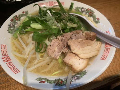 焼き鳥屋さんで本気のラーメン！　　　　　　いちかばちか