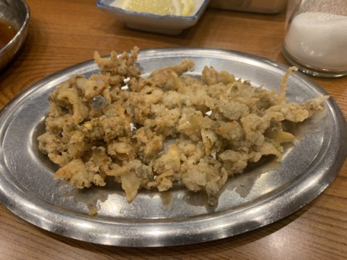 アサリは必ずお願いしてください！　　　　　　　串かつ　一口　その２