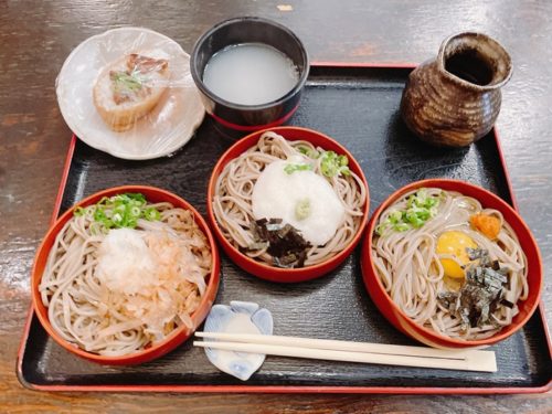 創業100年を超えるお蕎麦はさすがの美味しさ！　　　　手打出雲そば いいづか