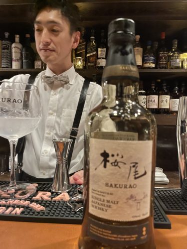 プリンも美味しい！男前マスターのいるお店！　　　　Bar Upstairs