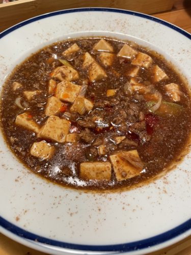 地ビールを頂きに行ったらまさかのマーボー豆腐が！　　　　Session’s Brewery & Beerhall