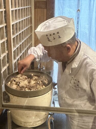 1.5升の北海道産松茸ごはん！しかも、、、　　　　　日本料理　喜多丘　その２