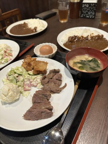 日替わりランチをカレーランチにしても650円！　　　　ASAHI