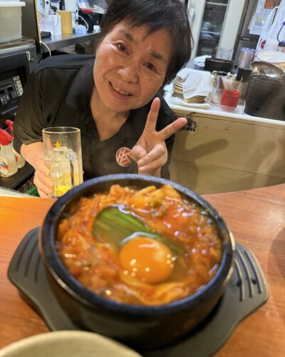 看板娘さんにとってもよくしてもらいました！　　　　元祖ぶたせんたー薬研堀店